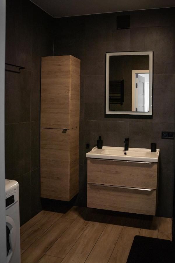 Turkusowe Tarasy Apartament Apartment เชลาดช์ ภายนอก รูปภาพ